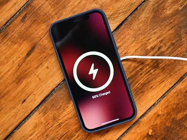 南岳苹果手机维修分享iPhone 12可以随便充电吗 